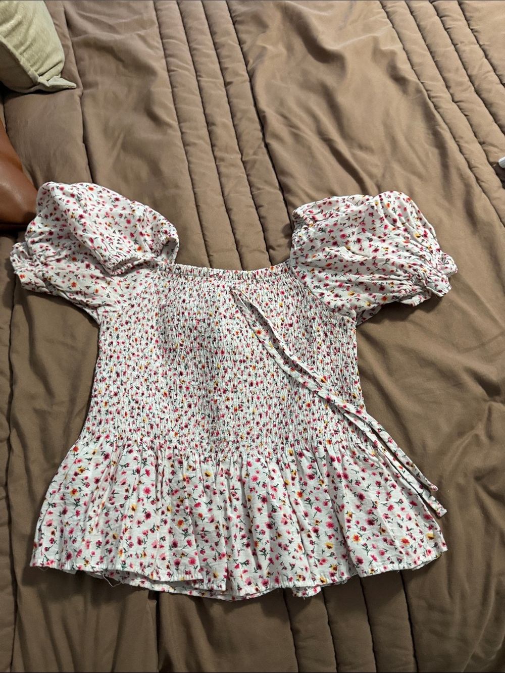 Smocked White Floral Puff Sleeve Blouse